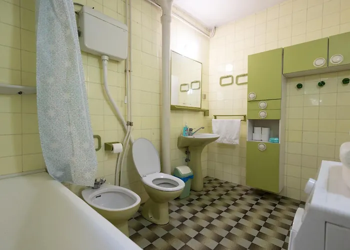 Retro Center With Yugoslavia Vibes Apartment Skopje